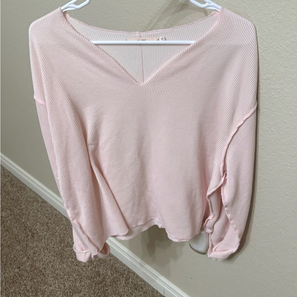 FRANCESCAS Soft Pink Ribbed Knit Top Size Small Great Condition